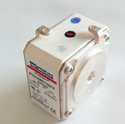 Ferraz D300084 オリジナル セラミック 車両 フィュージ 1250A 690V 200KA DC 欠陥電流