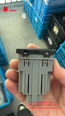 12V 24VFORD 押すボタンのスイッチ 危険点灯スイッチ 危険信号 停止スイッチ