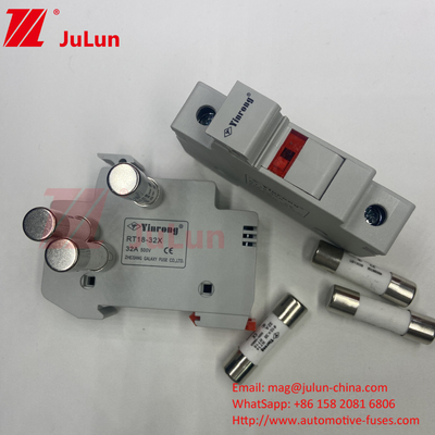 1000VDC 1500VDC 500VDC DIN 鉄道太陽光パネル DC 32Amp 太陽光ファイューズホルダー