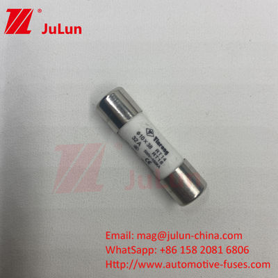 PV FUSE 10*38mm 10A Din ガイドファイューズホルダー 1000VDC 15A DIN 鉄道太陽ファイューズホルダー