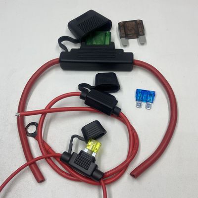 自動車のシューズホルダー 電力システムに適した 60A 80A 15A 30A 7A 8A 5A 2A 車ではシューズは,顧客の要求に応じてマッチすることができます