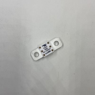150VDC 200A M8 ブレーキング容量 20kA のセラミック自動車ファイューズ