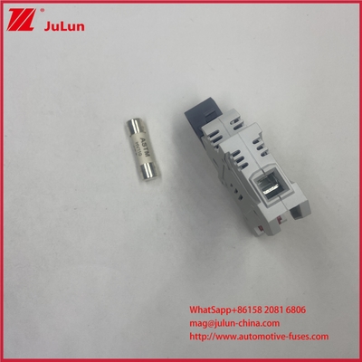 太陽光ファイューズホルダー 10*38mm 32A 1000VDC