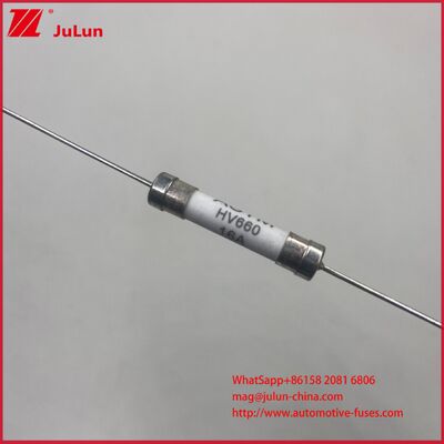 セラミック 6*30mm 500VDC 25A 30A 車載ヒューズ 推奨トルクと性能を提供 ISO8820準拠 自動車回路の安全に最適