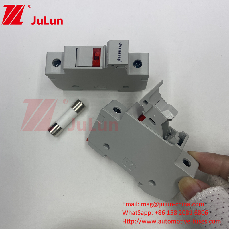 1500VDC 断裂容量 太陽光電池ファイューズ 太陽光電池DCファイューズ 1000V 15A-32A PVシステムにおける電気保護のための評価