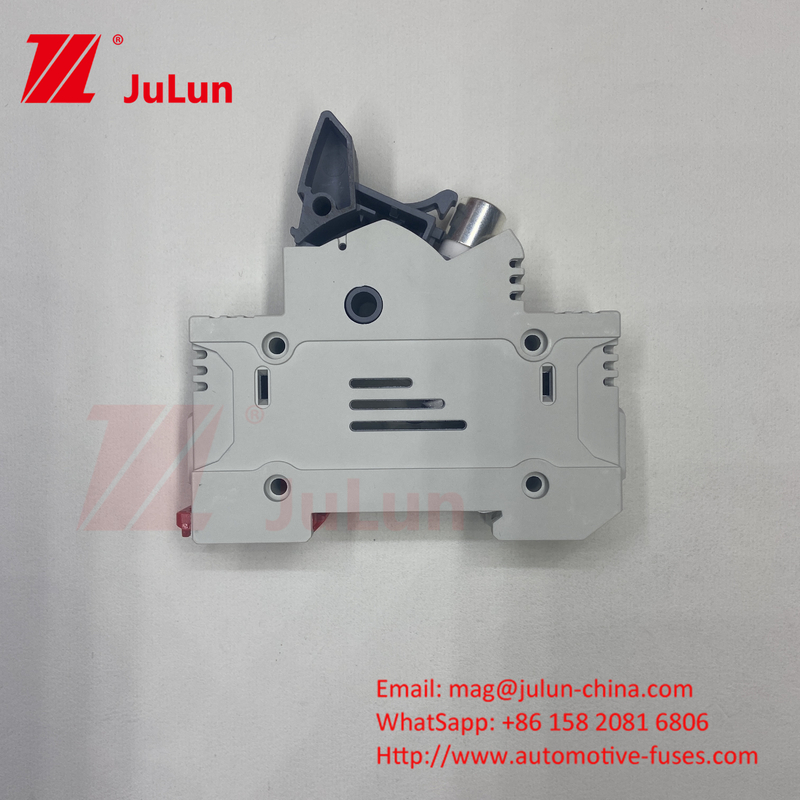 500VDC 太陽光電池ファイューズ Dc 太陽光システム用のホルダー付きセラミックファイューズ 14*51mm 1000DC