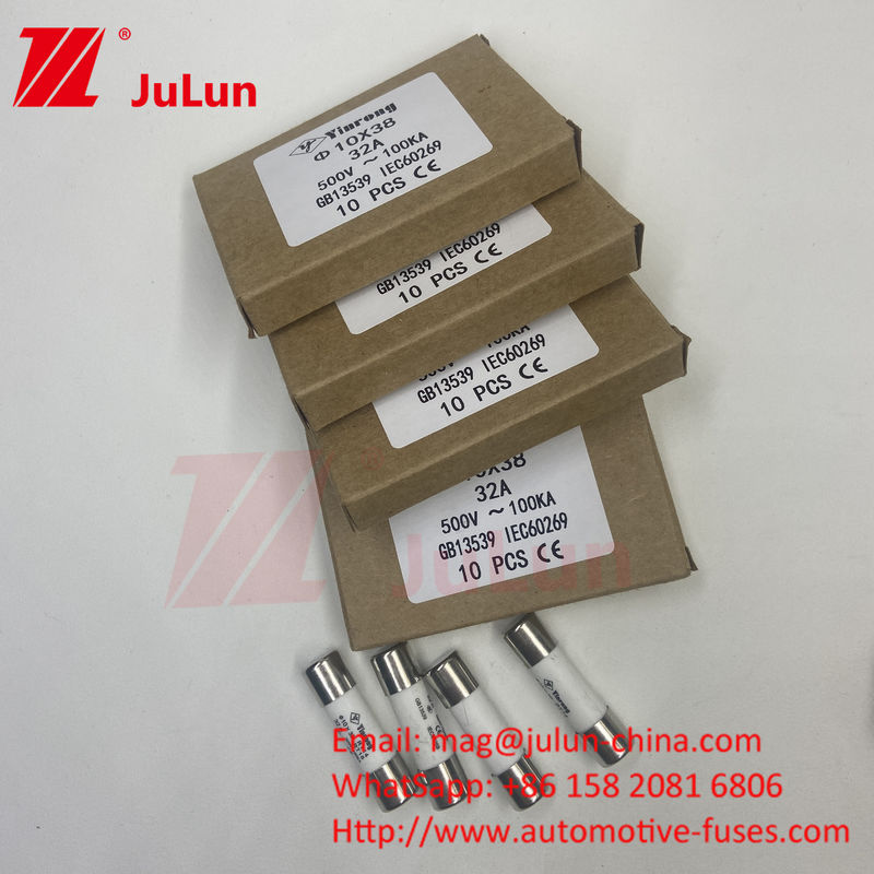 PV FUSE 10*38mm 10A Din ガイドファイューズホルダー 1000VDC 15A DIN 鉄道太陽ファイューズホルダー