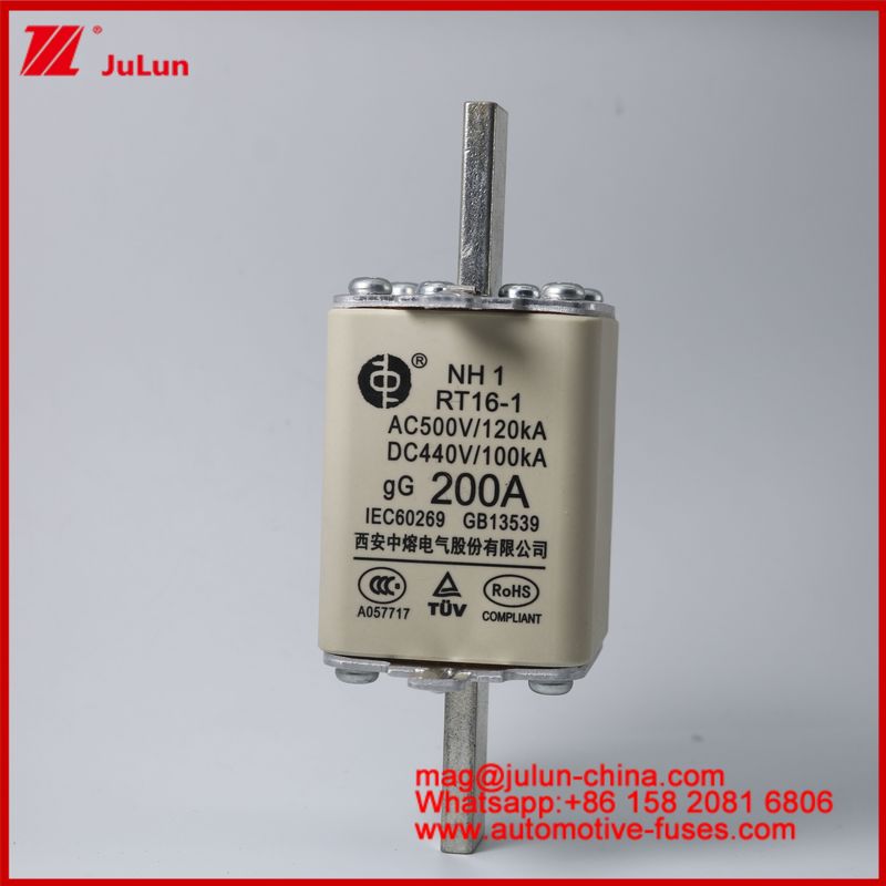 NH1 RT16-1 200A AC500V 120KA DC 440V 100KA 自動車 セラミック オートファイューズ 刃のマウント EV / HEV 車両 小型 高定位電流ショートサーキット保護