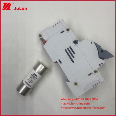 光電池 10*85mm 1500VDC 32A DIN鉄道設置電源 IEC 60947-3 認証