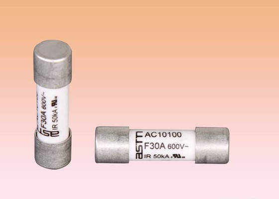 CCC 600VAC/DC 10x38mmの高圧陶磁器のヒューズ
